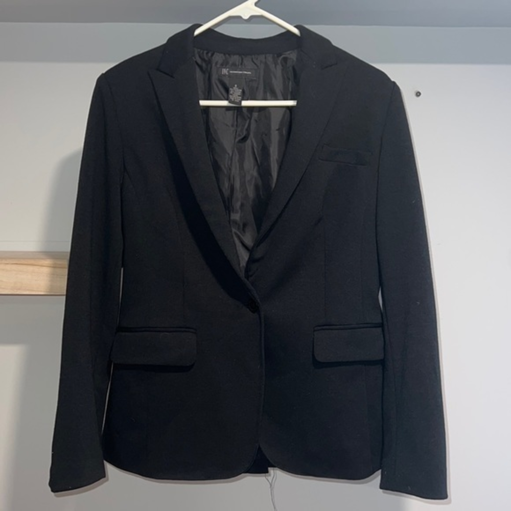 International concepts from black blazer